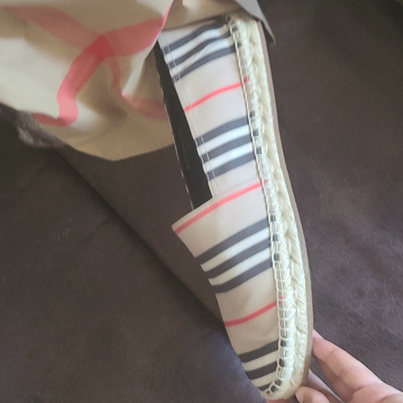Men's Burberry Alport Stripe Espadrilles - Picture 3 of 3